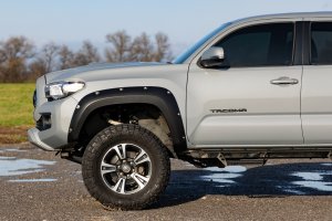 Toyota Tacoma Fender Flares - Rough Country - Pocket - Black Onyx - '16-'23